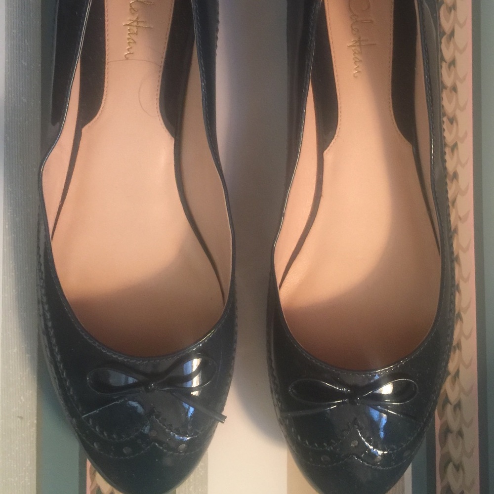 NEW! Cole Haan Green-Blue Wingtip Patent Flats